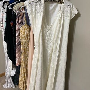 Bridal nightgown and robe